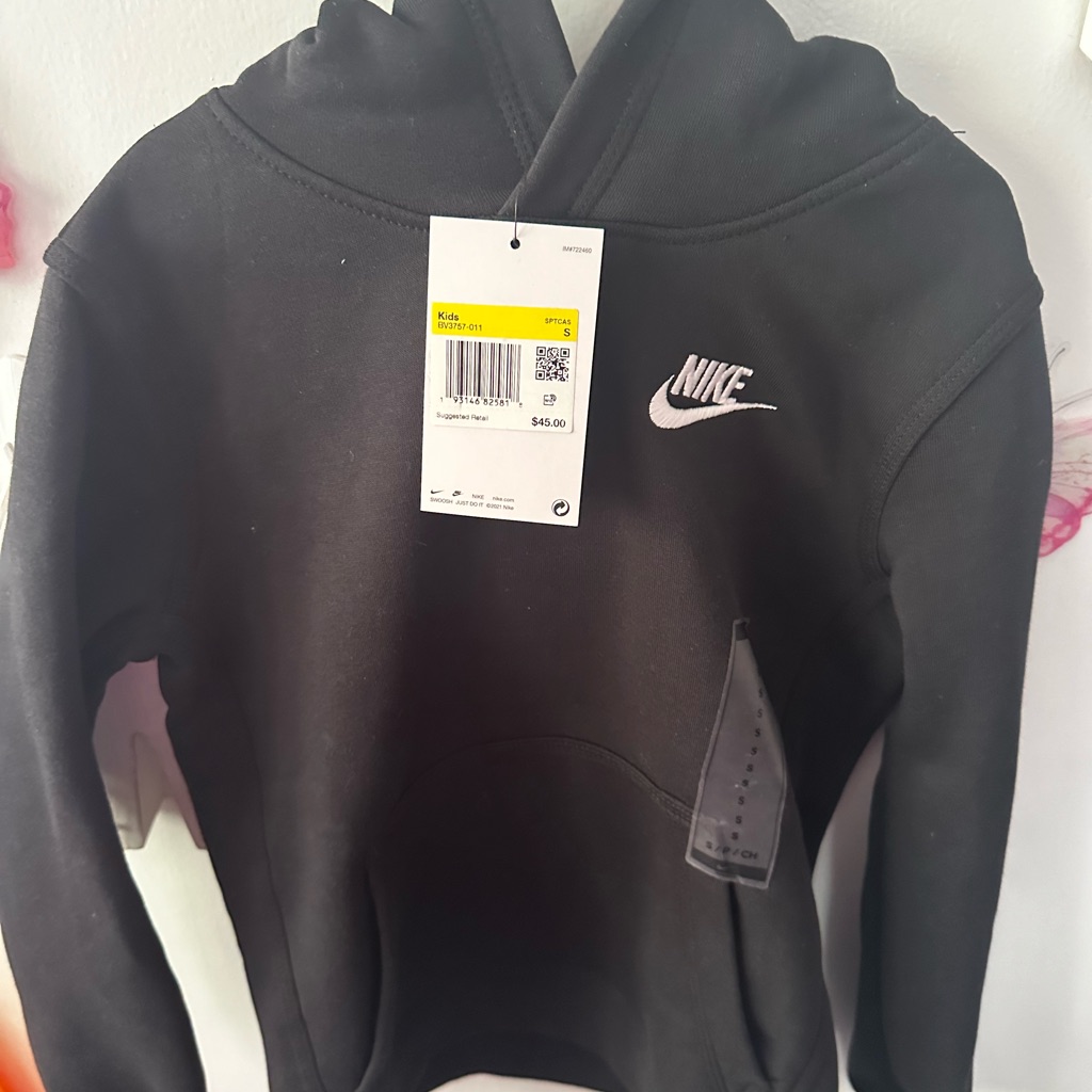 Youth Small Blk Nike Hoodie Brand New With Tags